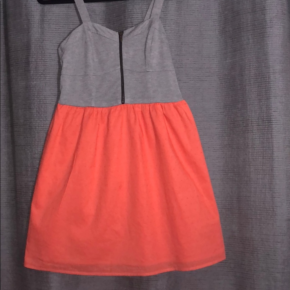 Dress size M, color peach and grey